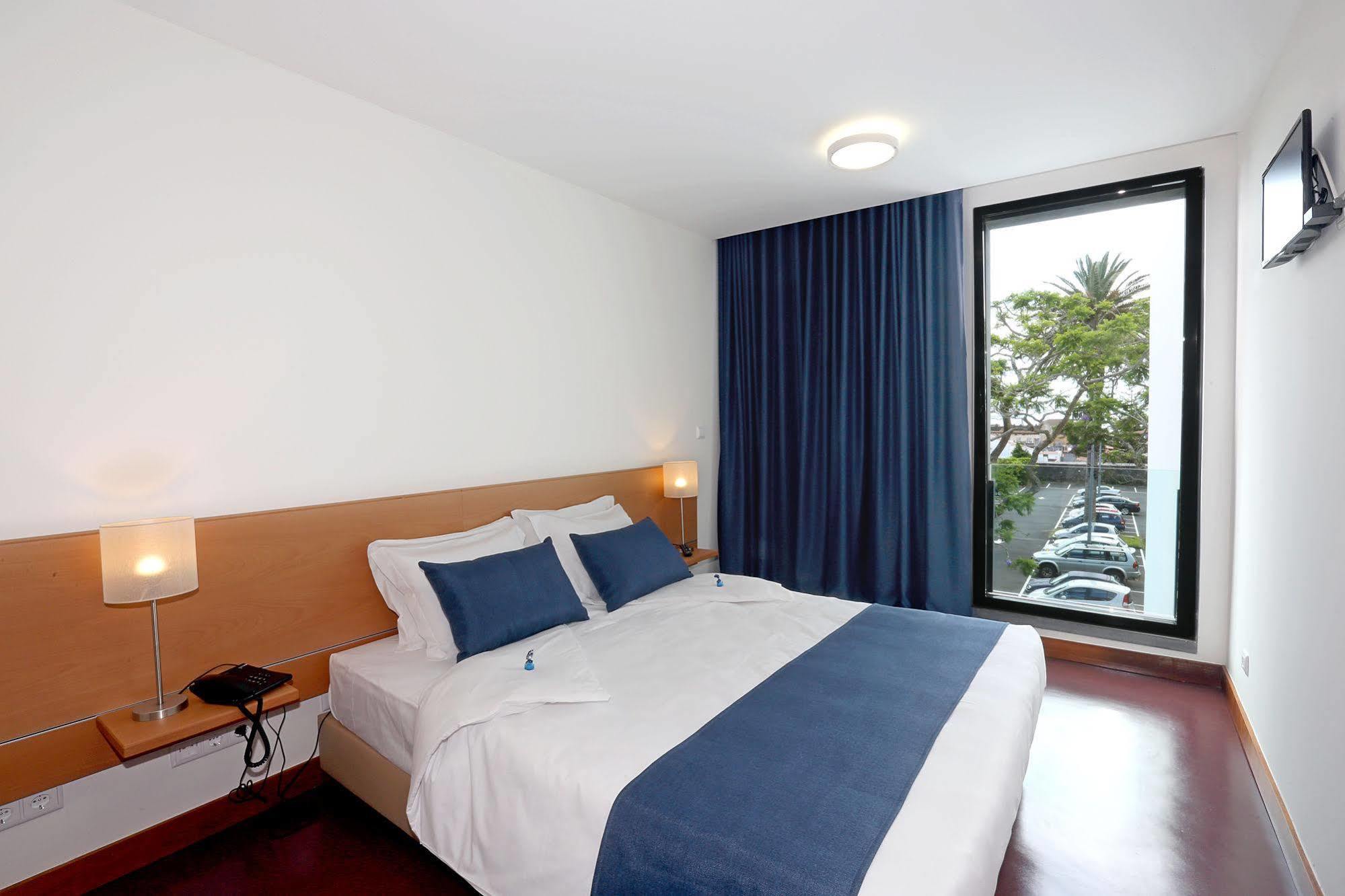 Room & Go By Lince Ponta Delgada - Açores Exterior foto